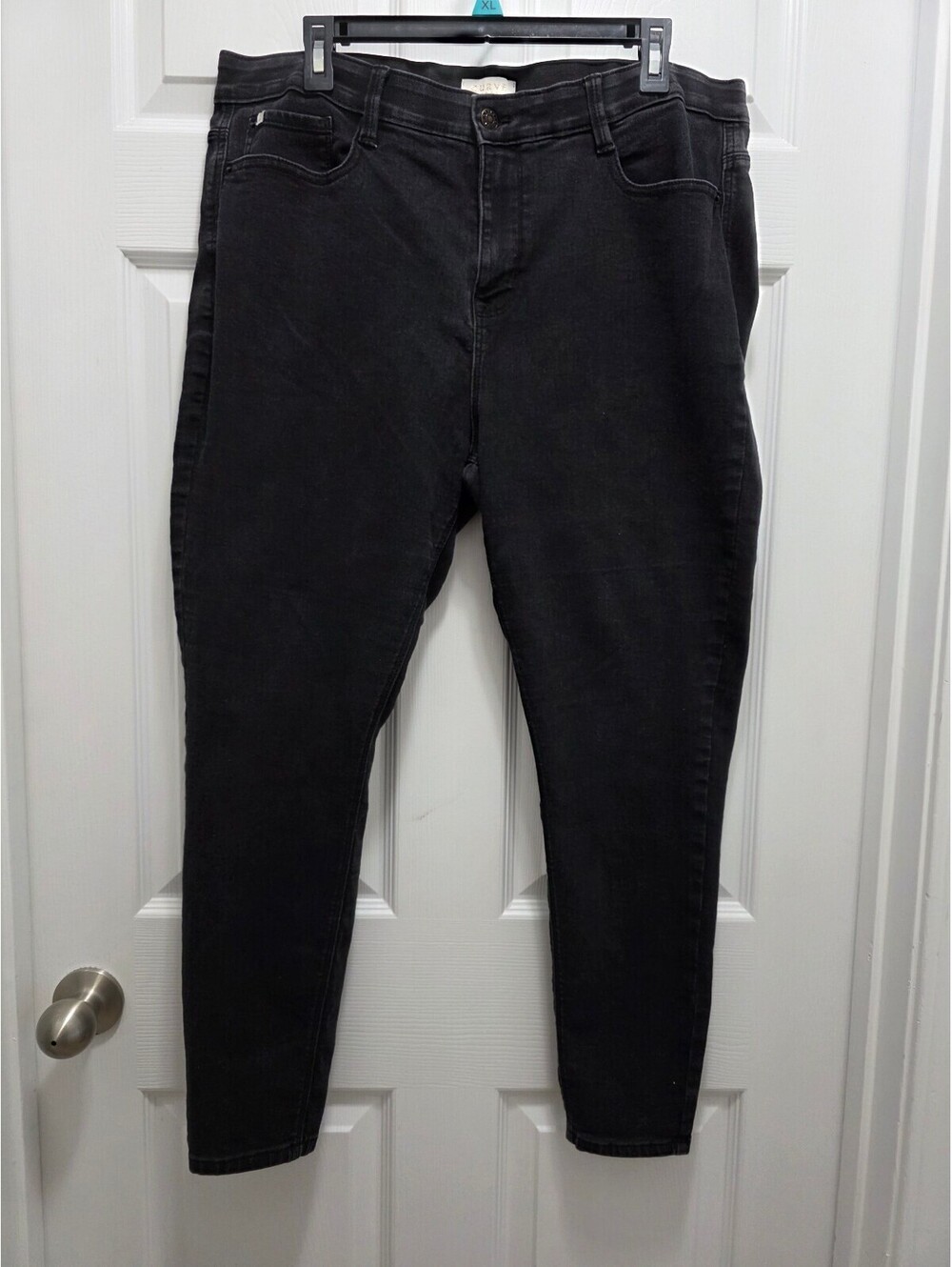 Curve Appeal Women's Black Skinny Jeans Size 16W